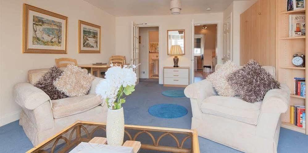 Tony Asga - Tony's Heart Of Centre Sleeps 2 Apartment Edinburgh