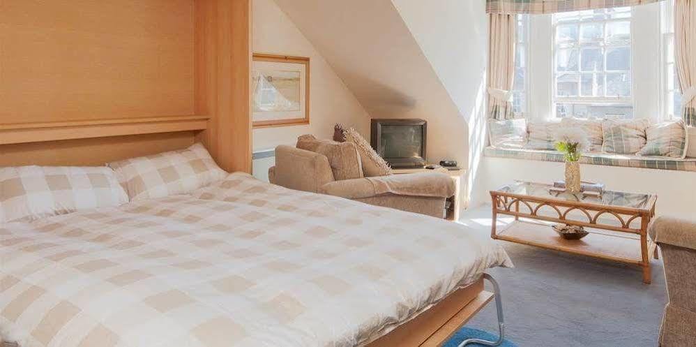 Apartment Tony Asga - Tony's Heart Of Centre Sleeps 2