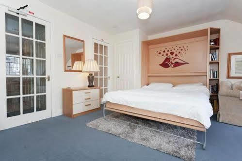 Tony Asga - Tony's Heart Of Centre Sleeps 2 Apartment *