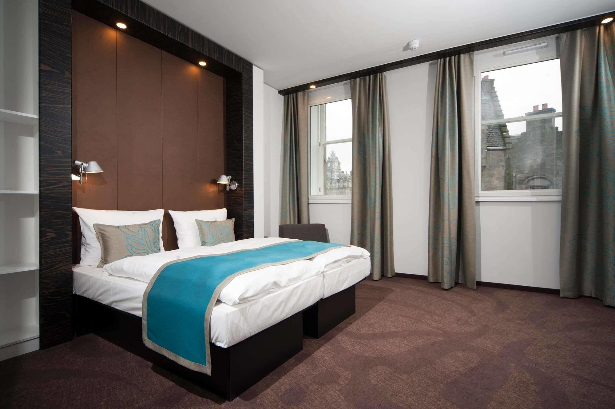 The Learmonth Hotel