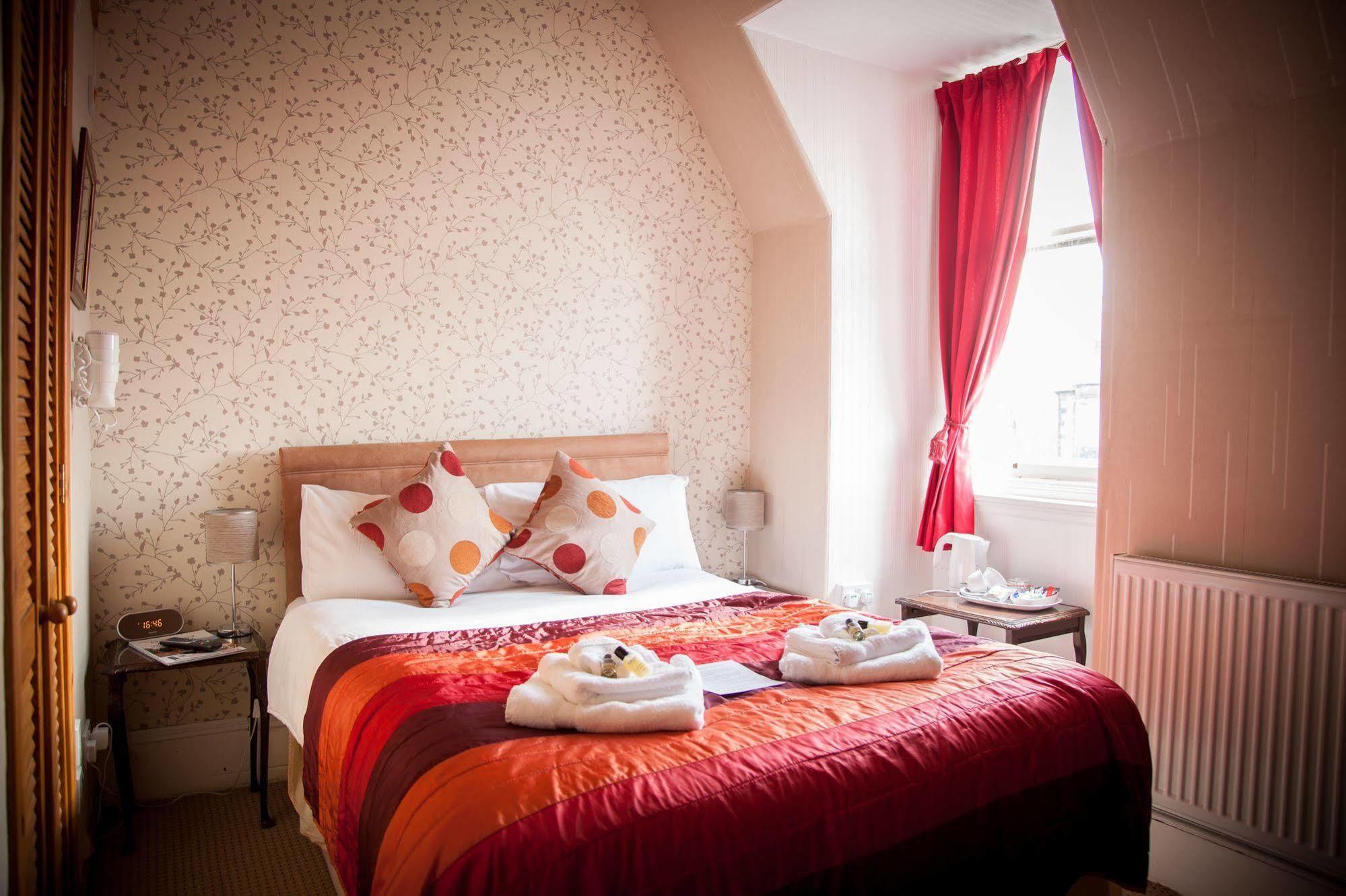 Guest house Alba Hills 3*