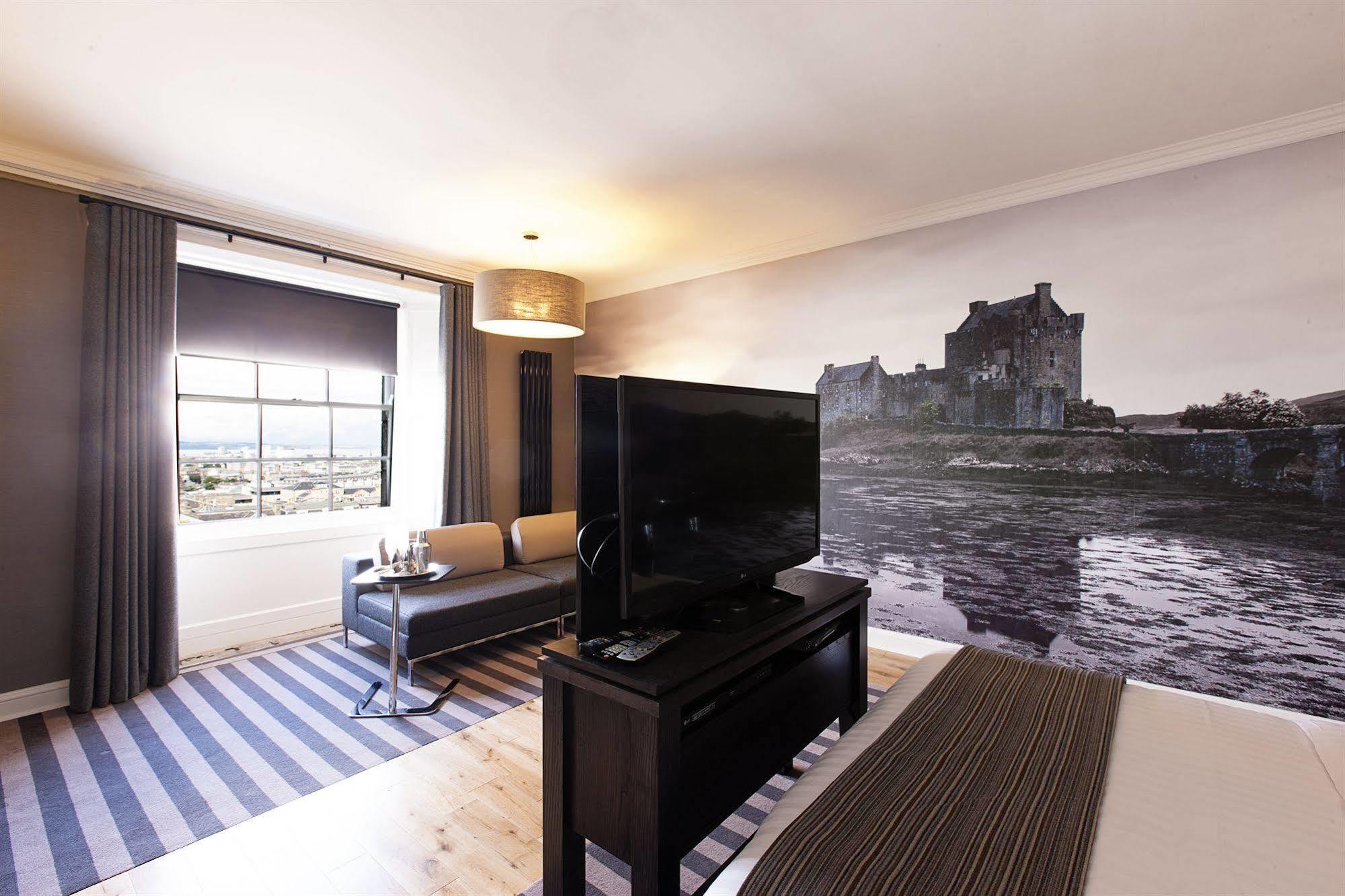 Hotel & Picardy Place