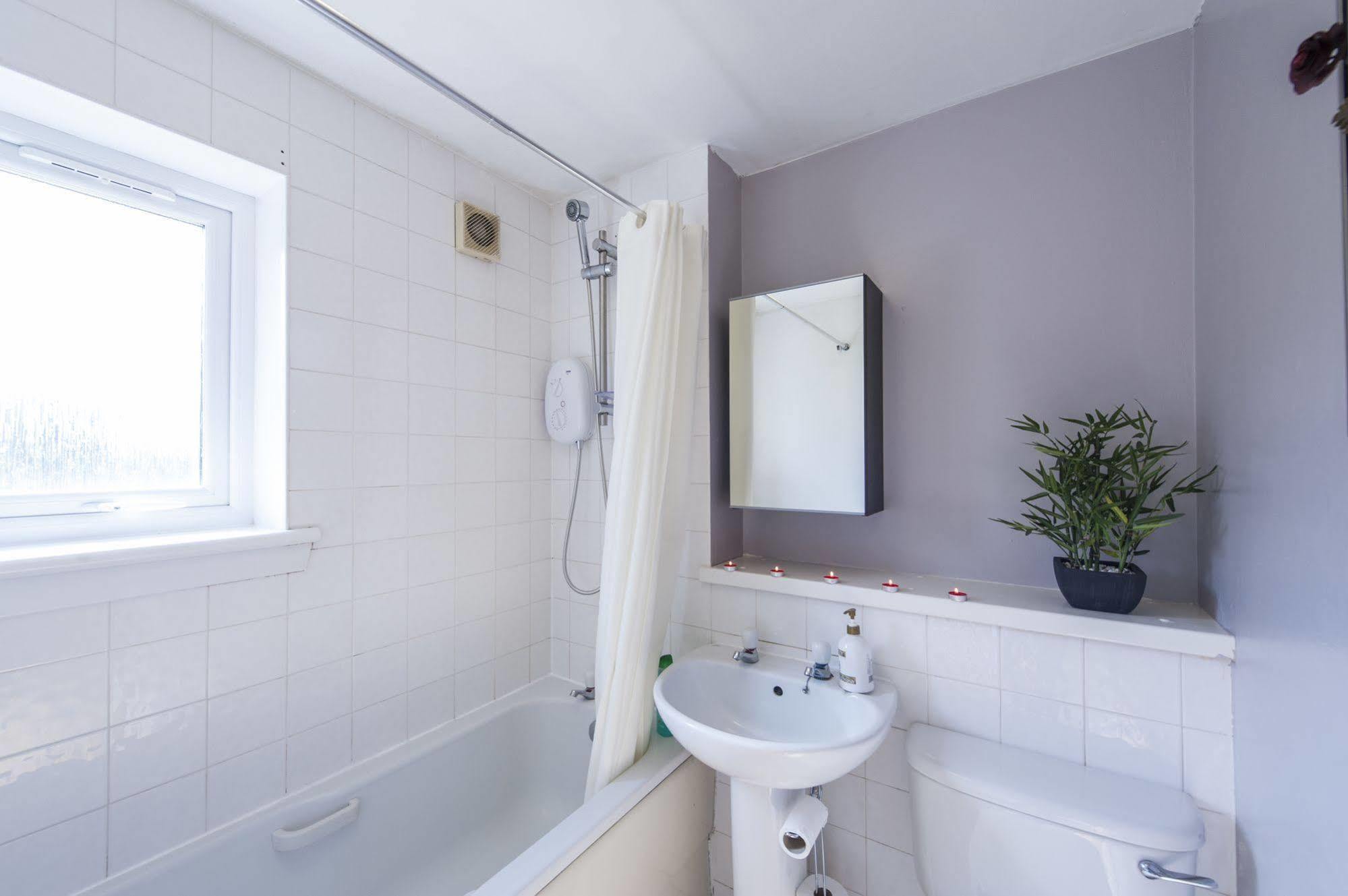 Apartment Montgomery - Gyle Edinburgh
