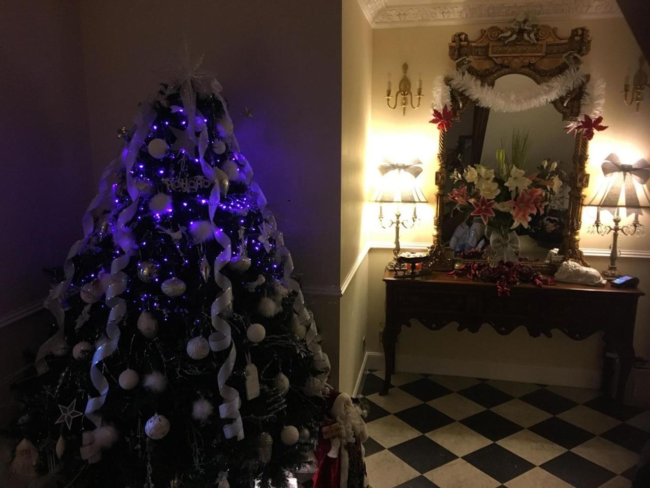 Aaran Guest house 4*