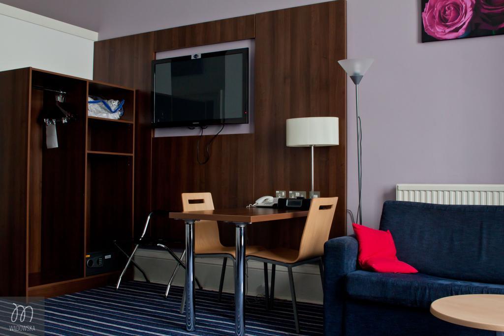 Piries Hotel