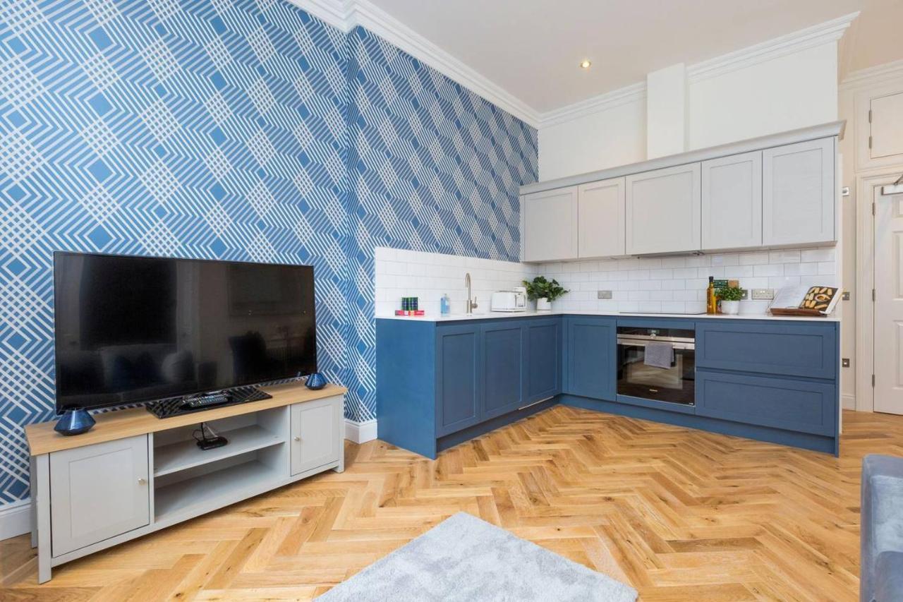 Luxury Renovated 1 Bed Nr St - Super Apartment *