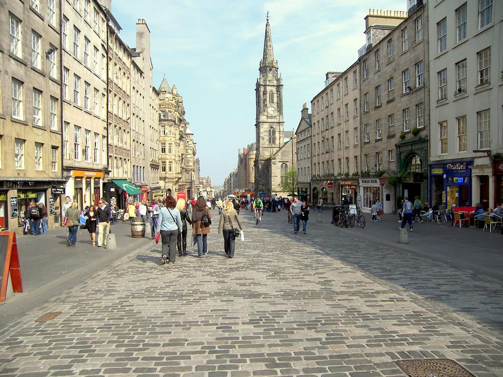 Royal Mile *