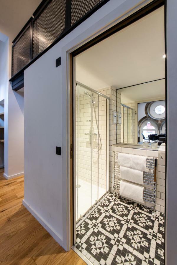 Linton Collection - Blackfriars Lofts Apartment *