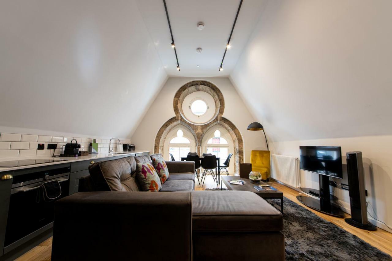 Linton Collection - Blackfriars Lofts Apartment *