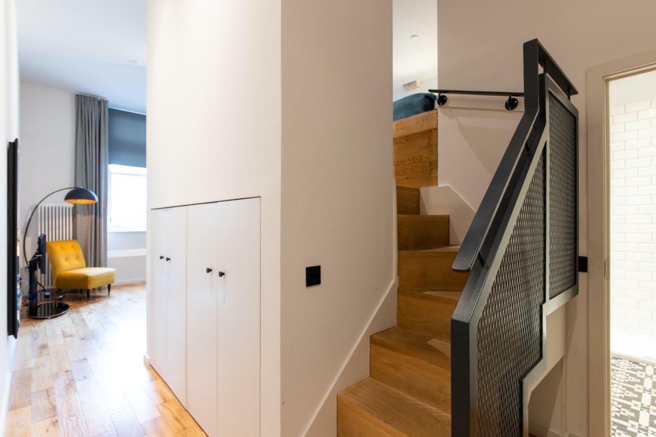 Linton Collection - Blackfriars Lofts Apartment *