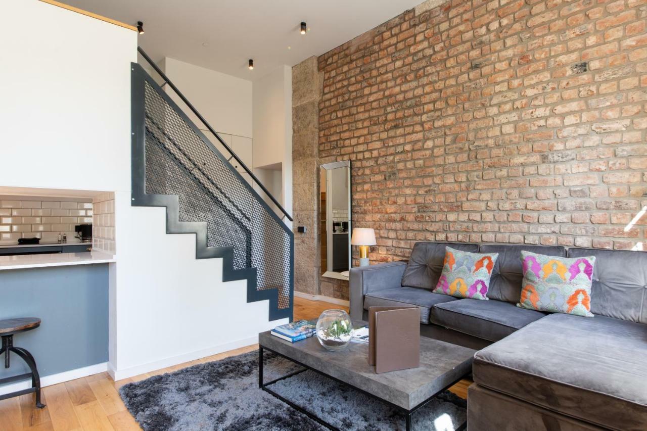Linton Collection - Blackfriars Lofts * EDI