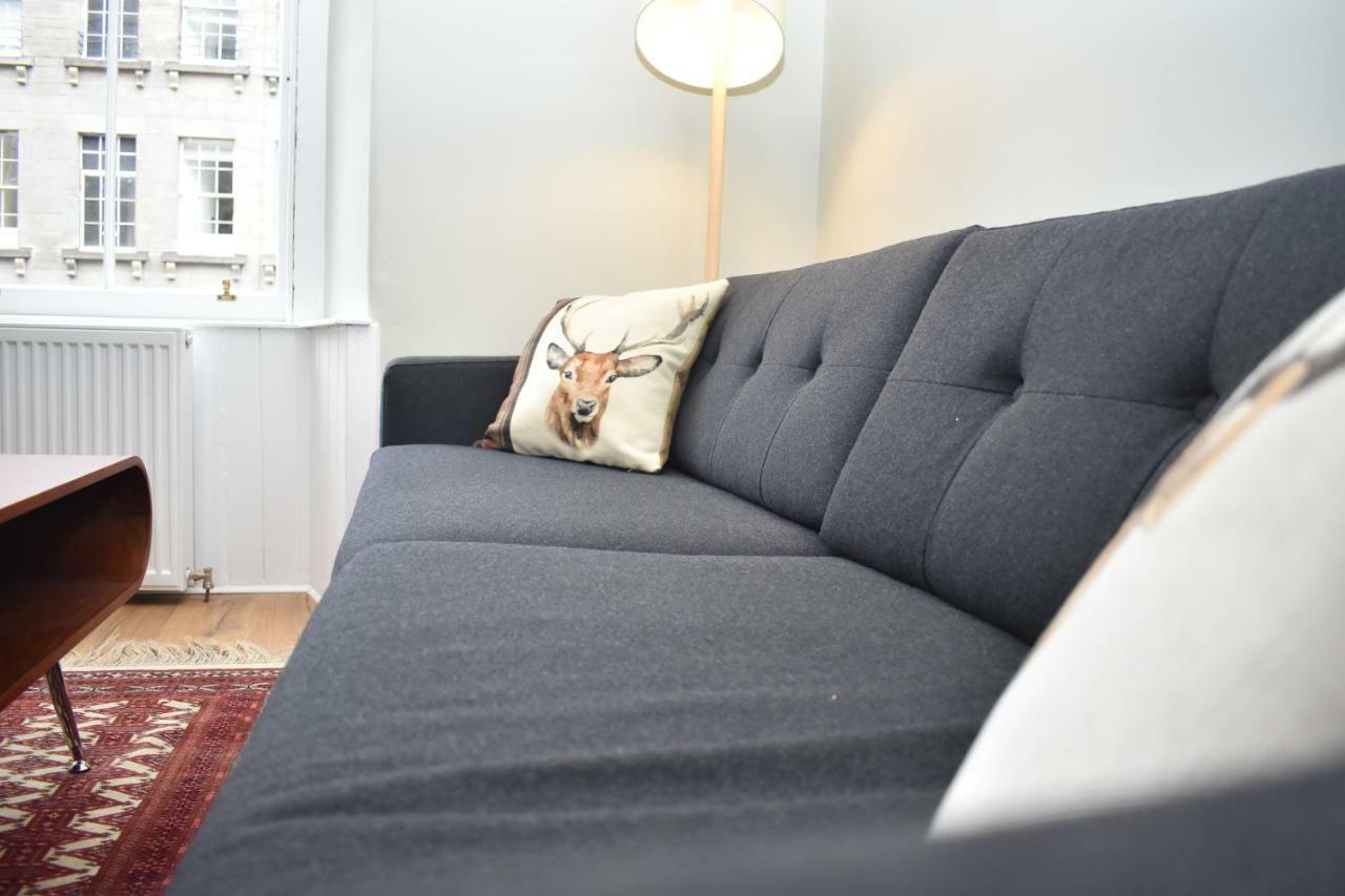 High Street - Modern Scandi Design In The Heart Of The Old Town!