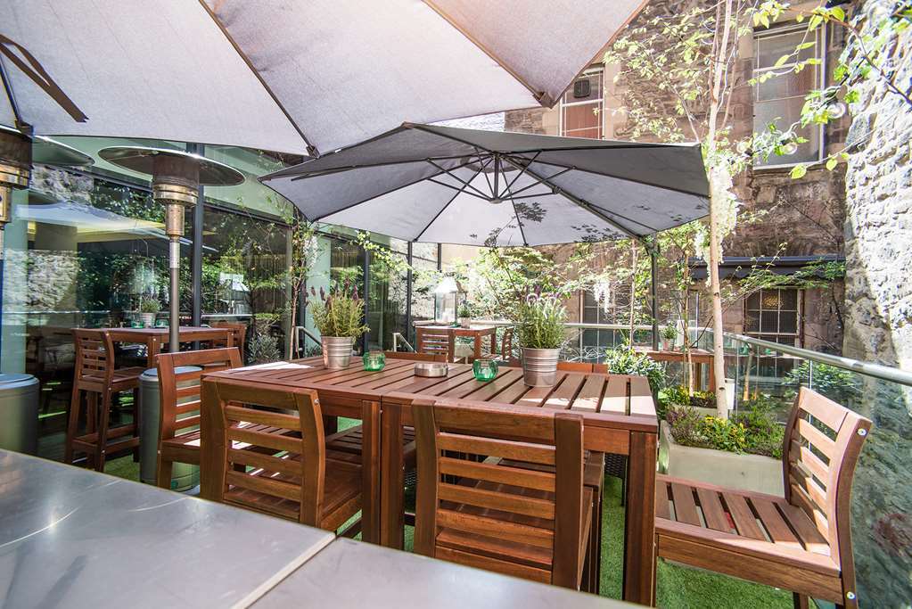 Radisson Collection Hotel, Royal Mile 5*