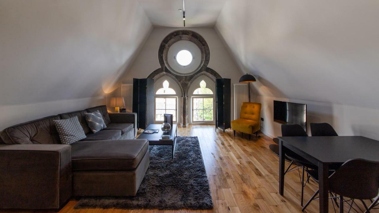 Linton Collection - Blackfriars Lofts Apartment *