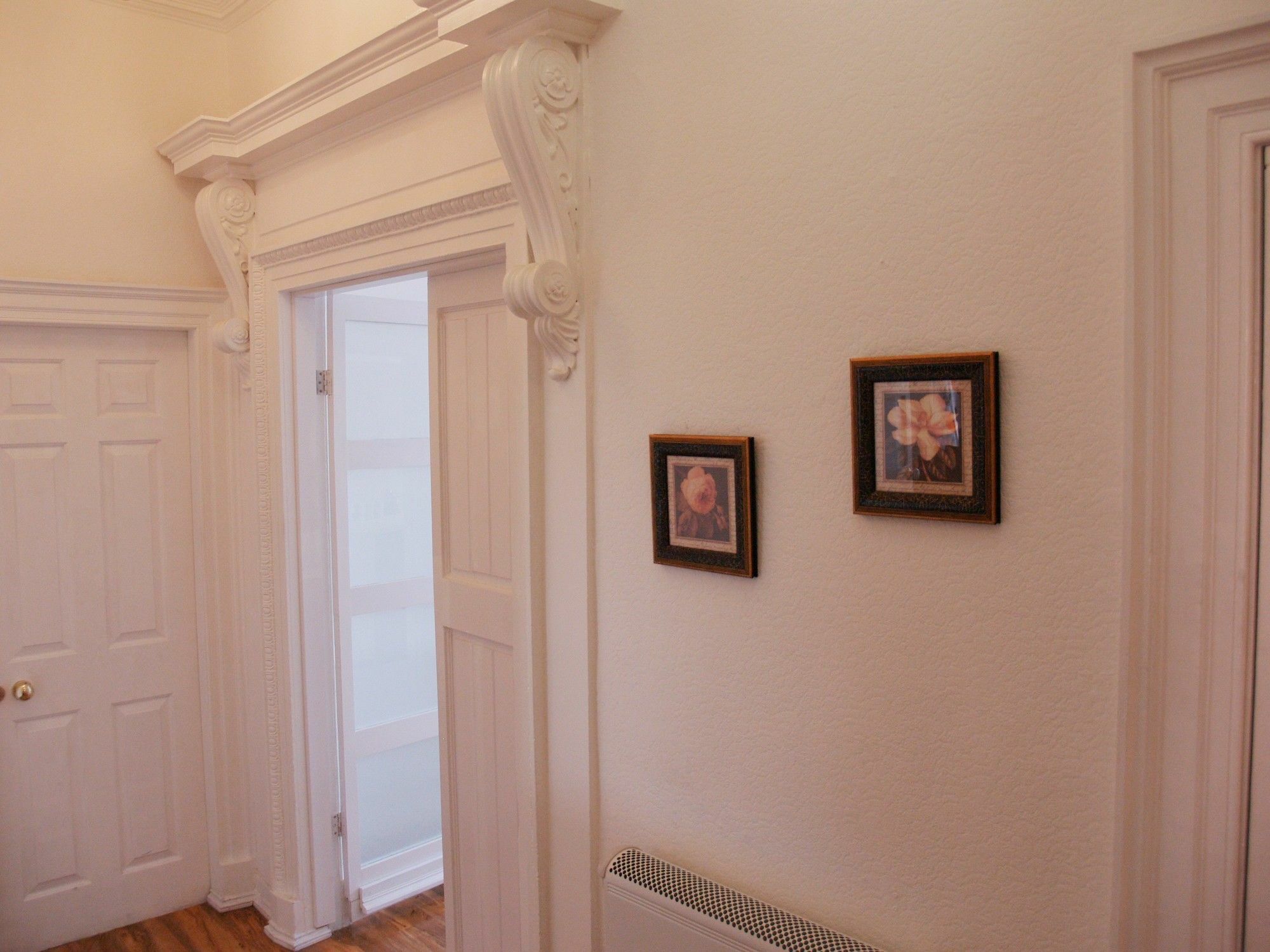 Niddry Street Apartment *