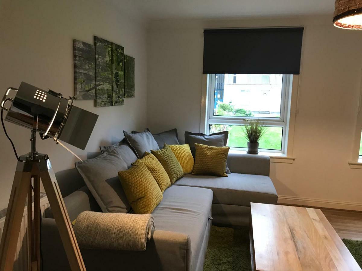 Holyrood Apartment *