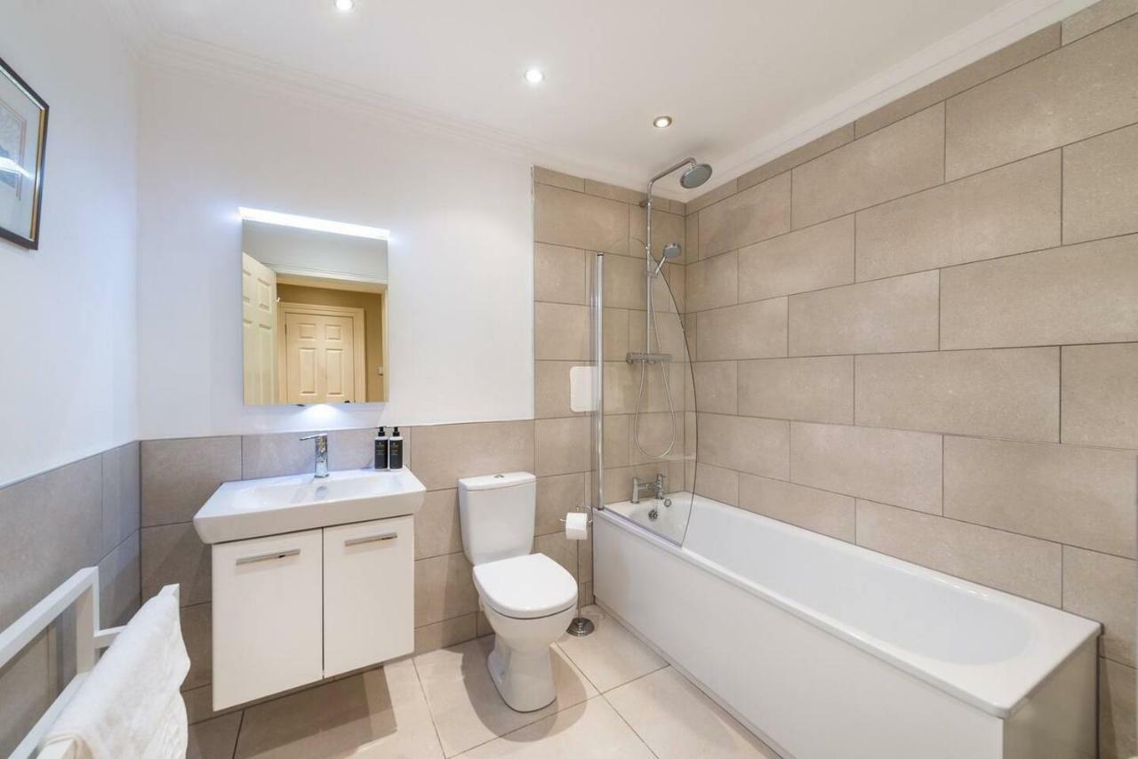 Joivy Luxury With Patio In Centre Apartment EDI