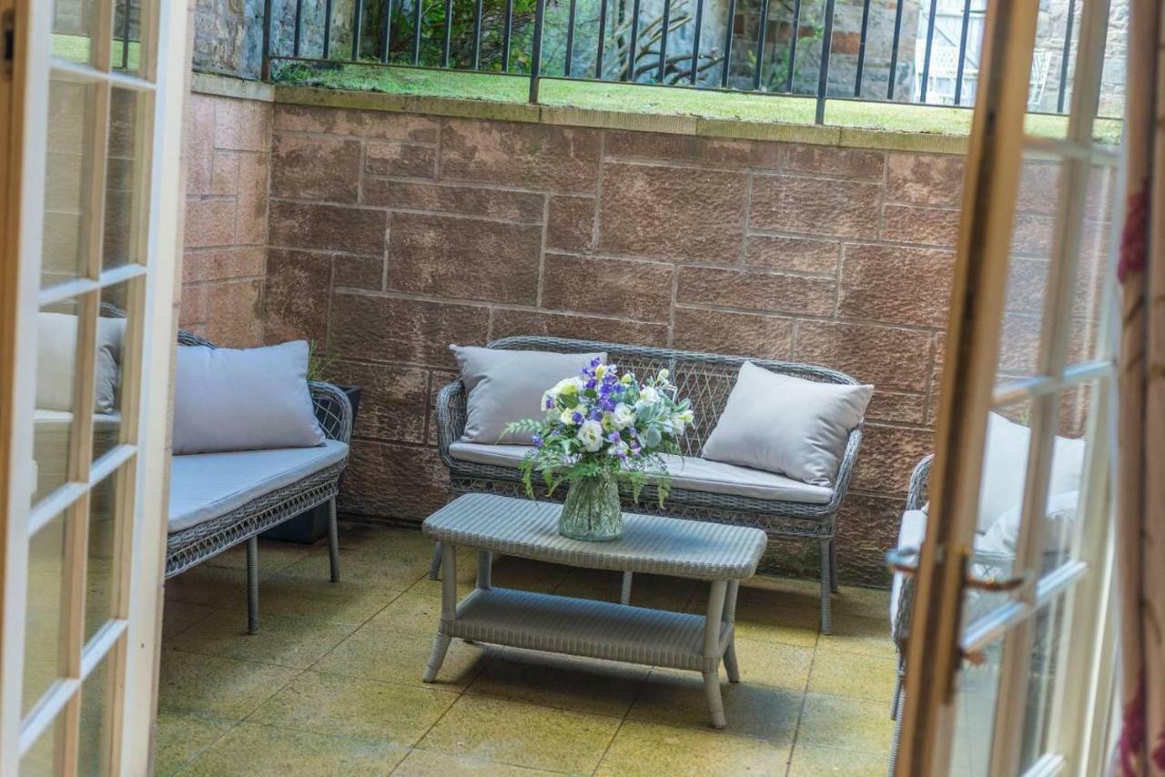 Apartment Joivy Luxury With Patio In Centre EDI