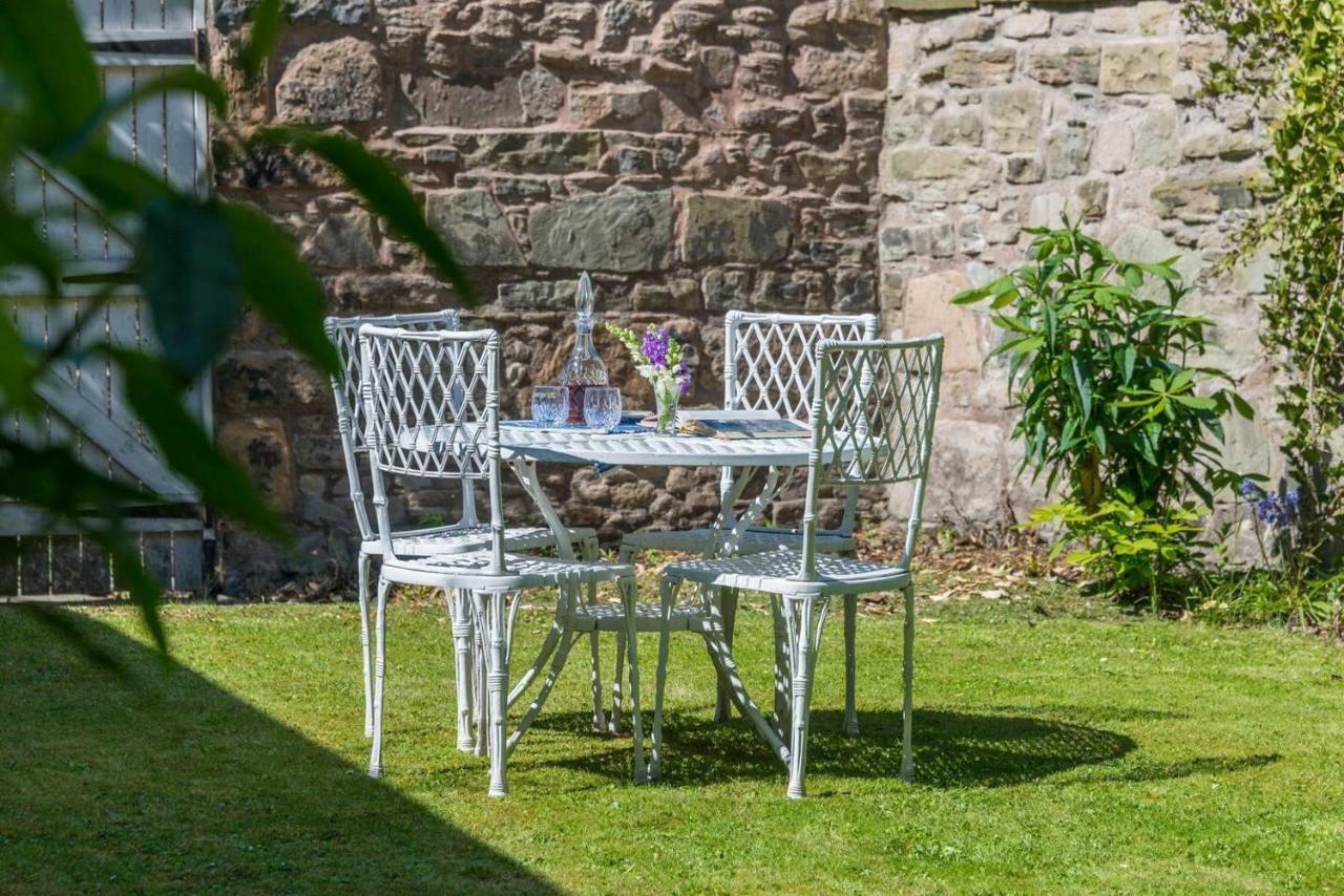 Apartment Joivy Luxury With Patio In Centre