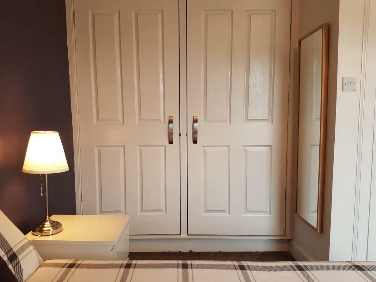 The Broughton - Modern 1 Bed Flat - Walking Distance From Centre Apartment *