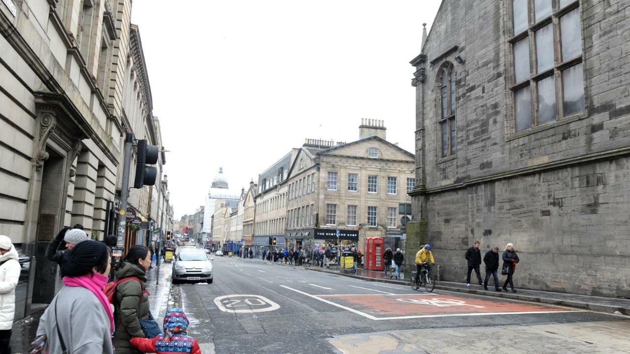 City Lothian Near Waverley 2 Bed Flat *