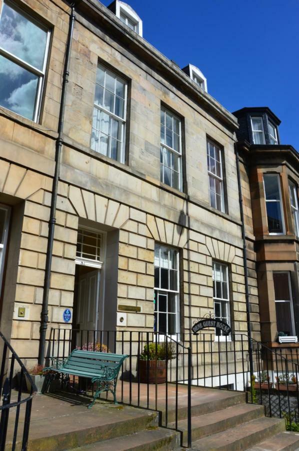 Dene Guest House, New Town Guest house 3*