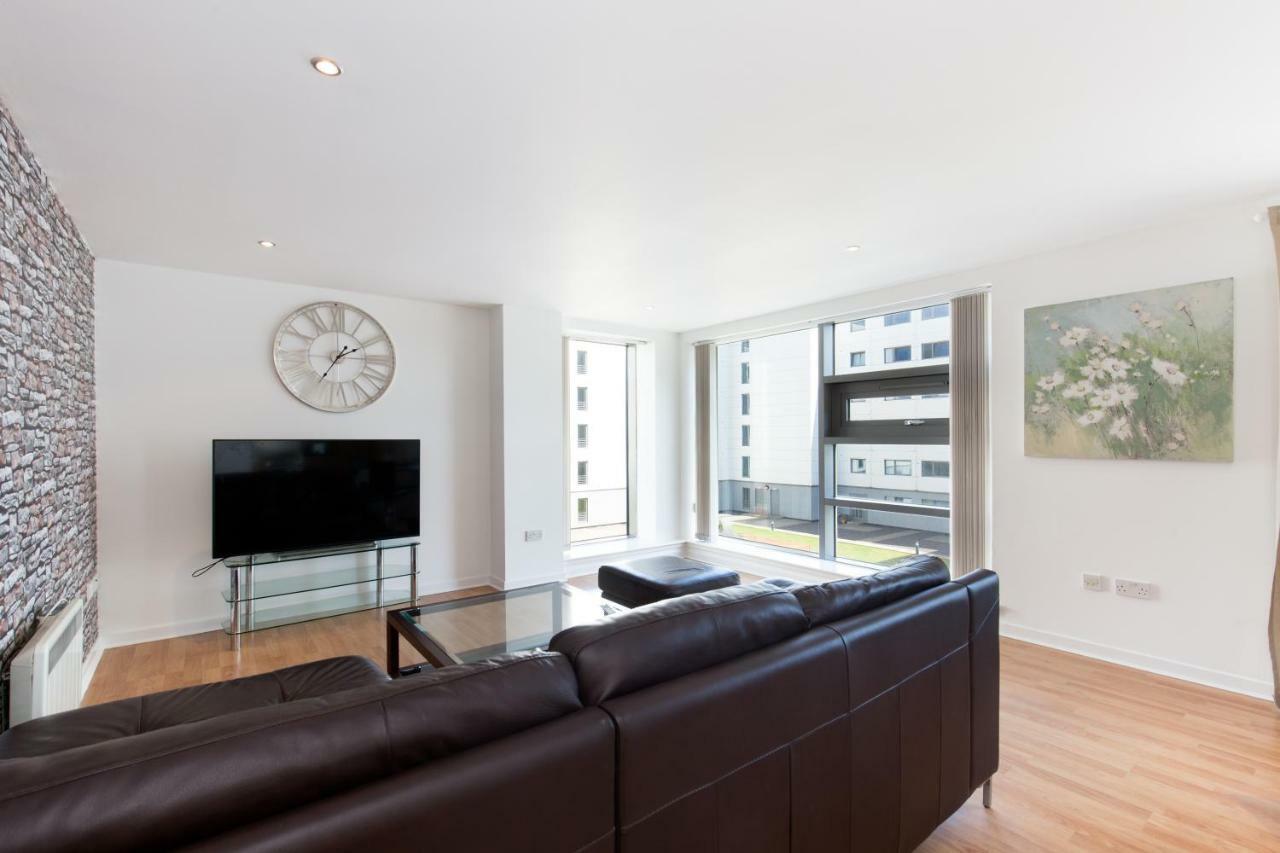 Stylish Garden View Apartment EDI