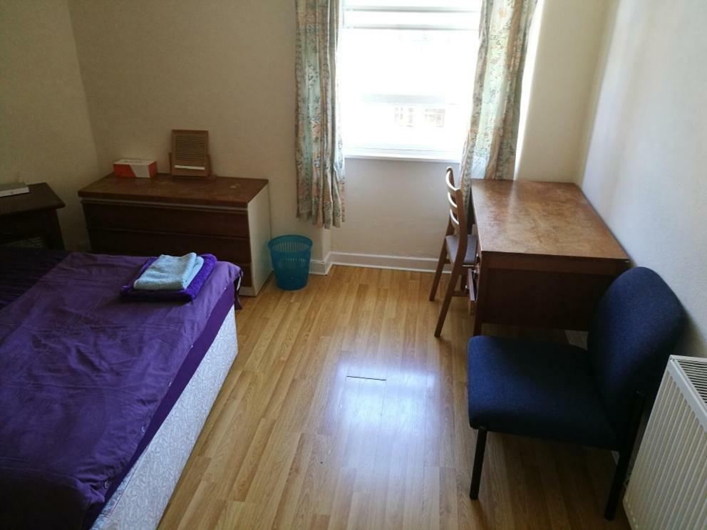 Simon Square Apartment