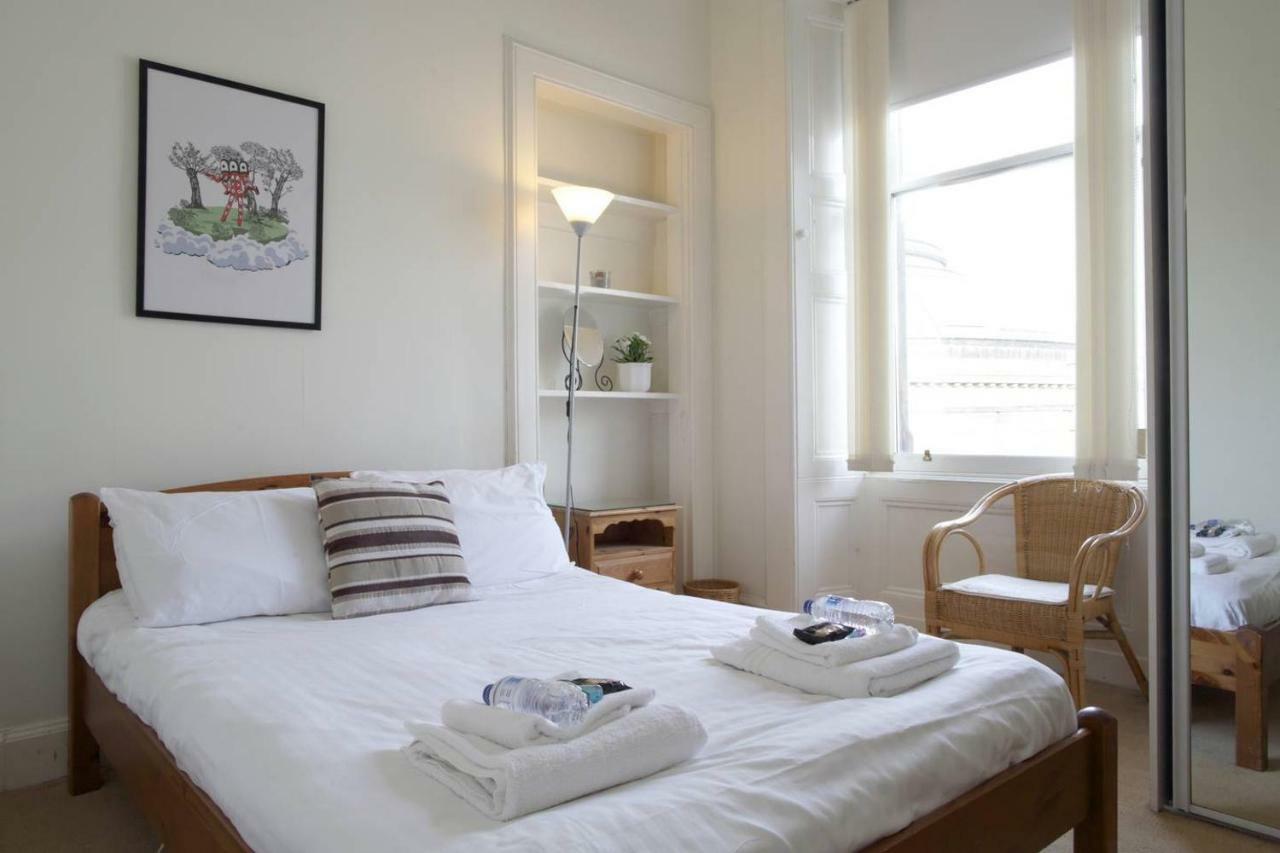 Grindlay Street Residence, 2 Bedroom, 2 Bathroom Close To Castle Edinburgh