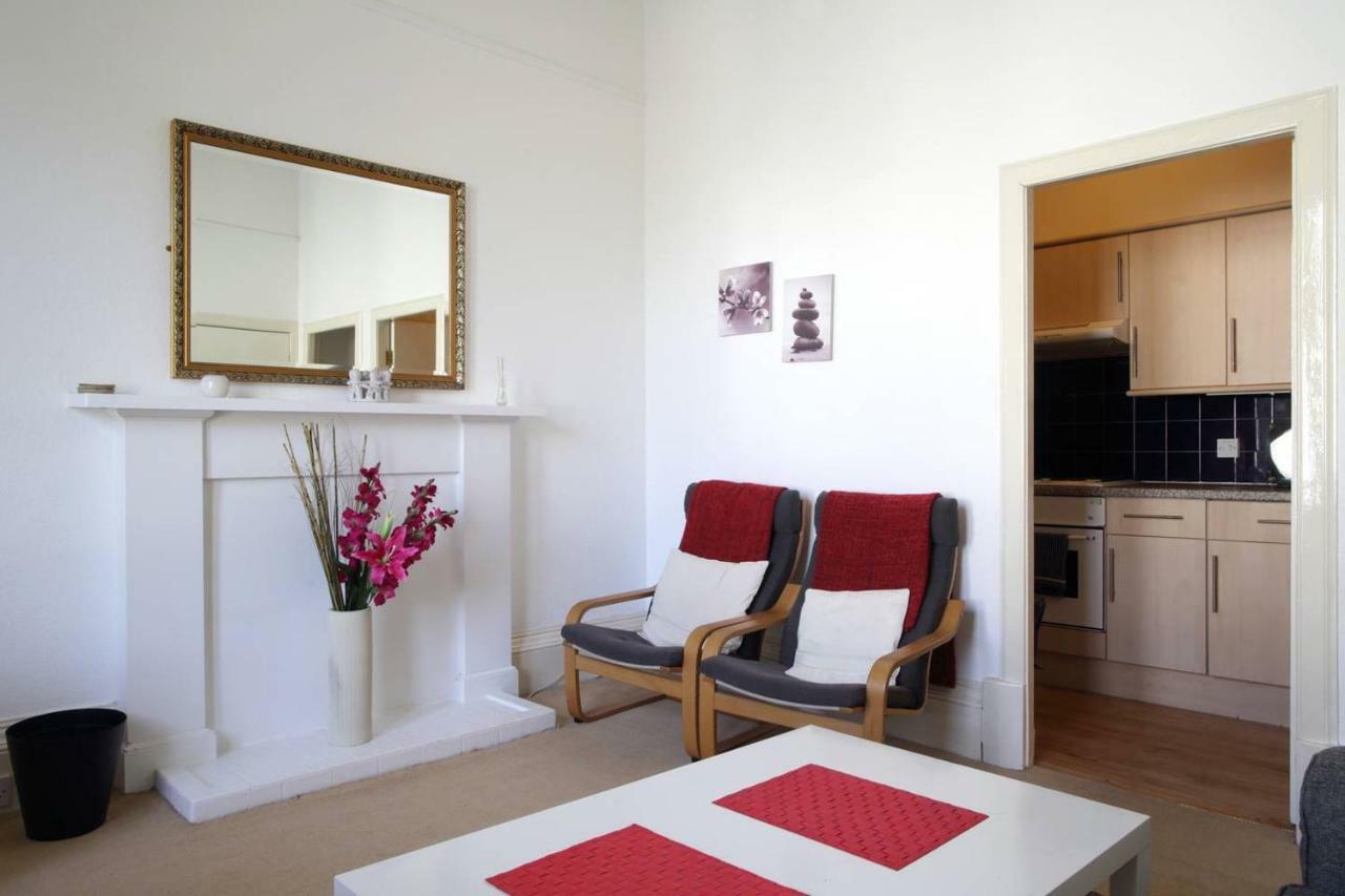 Grindlay Street Residence, 2 Bedroom, 2 Bathroom Close To Castle *