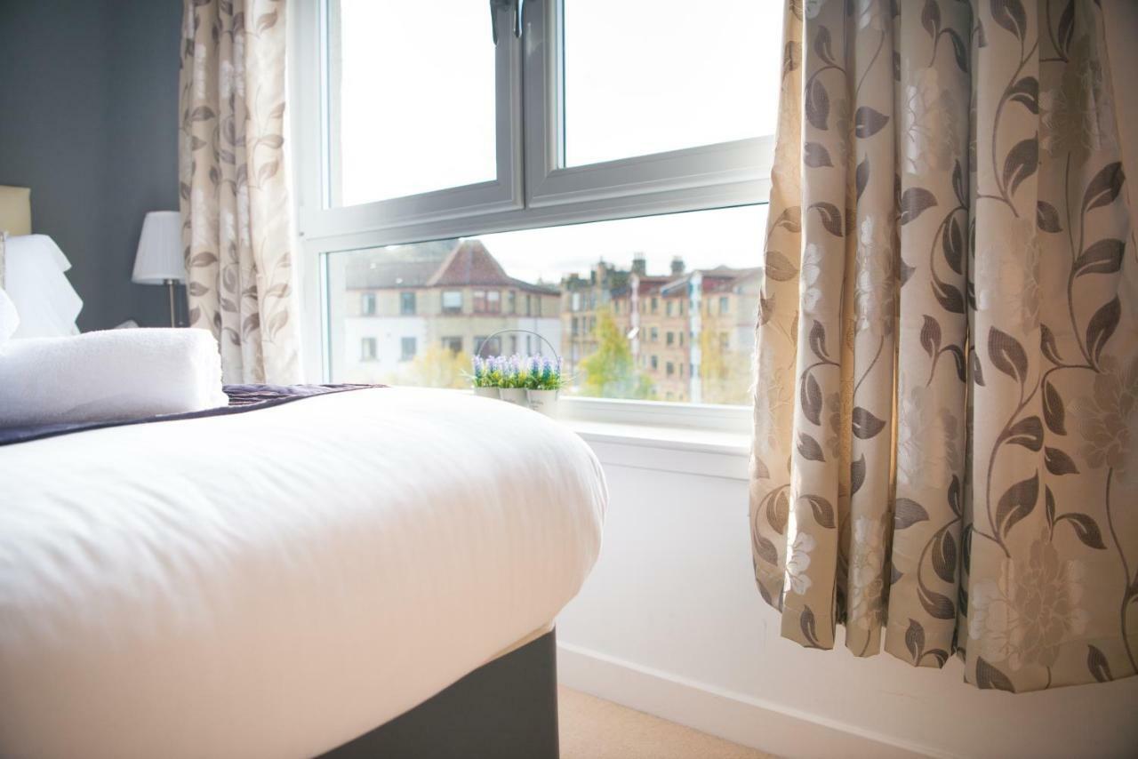 Apartment Lochend Park View EDI