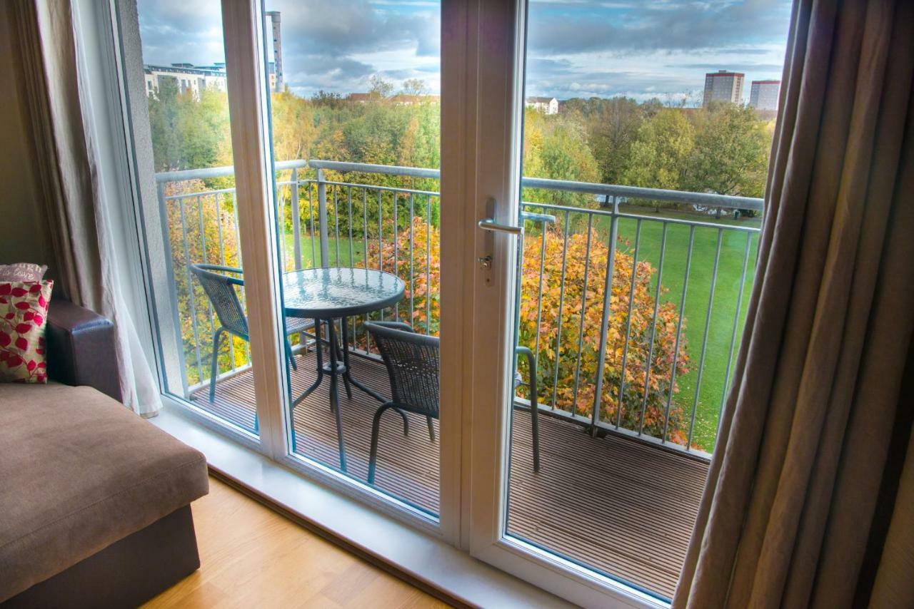 Lochend Park View * EDI