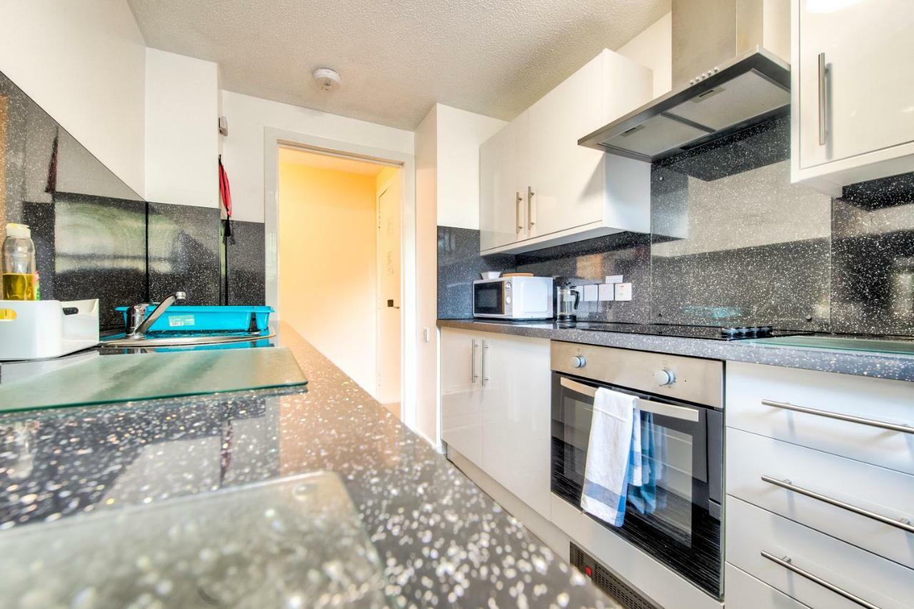 Charming 1 Bed With Castle View