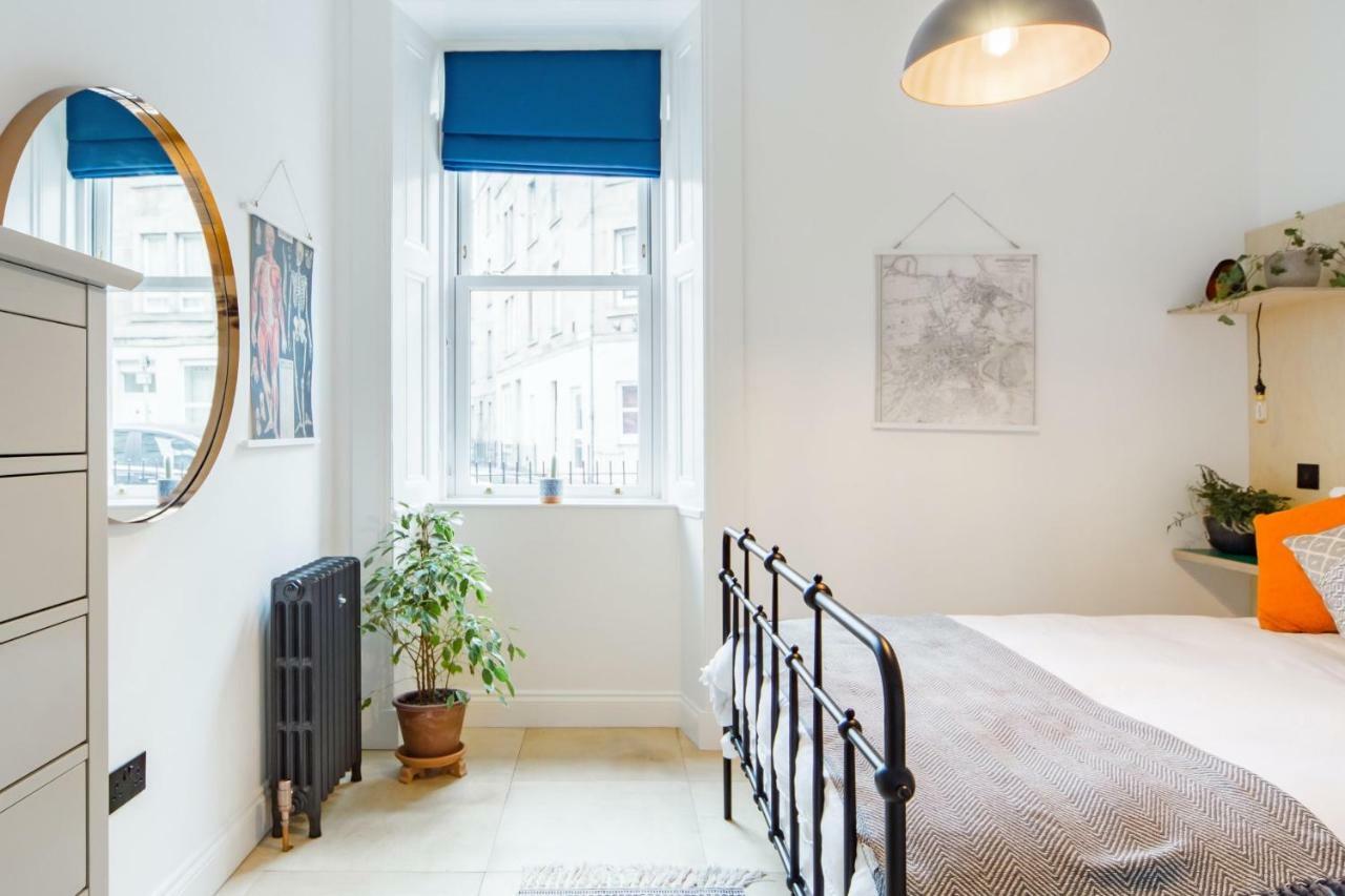 The Plywood Flat, Modern Style In A Traditional Tenement * Edinburgh