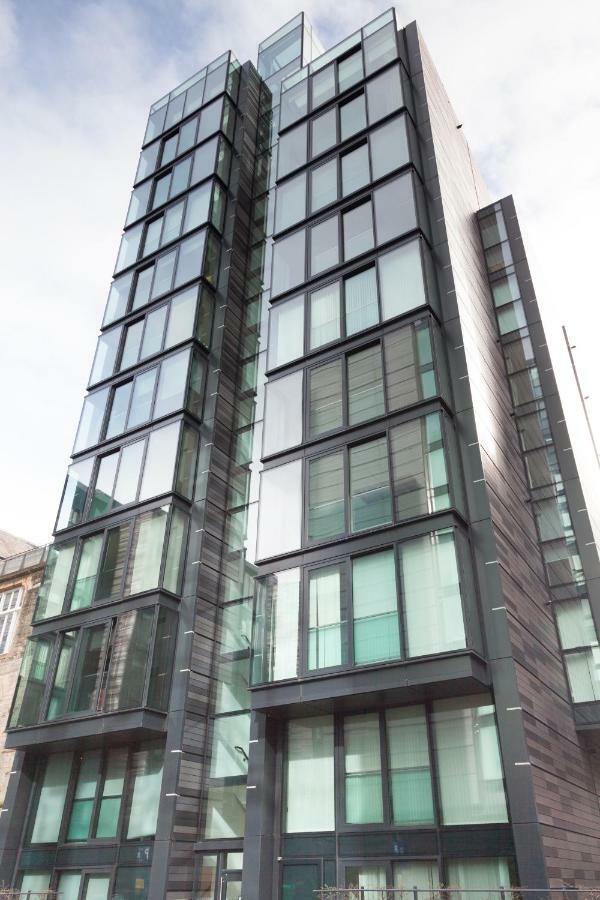 2 Bed At Quartermile * Edinburgh