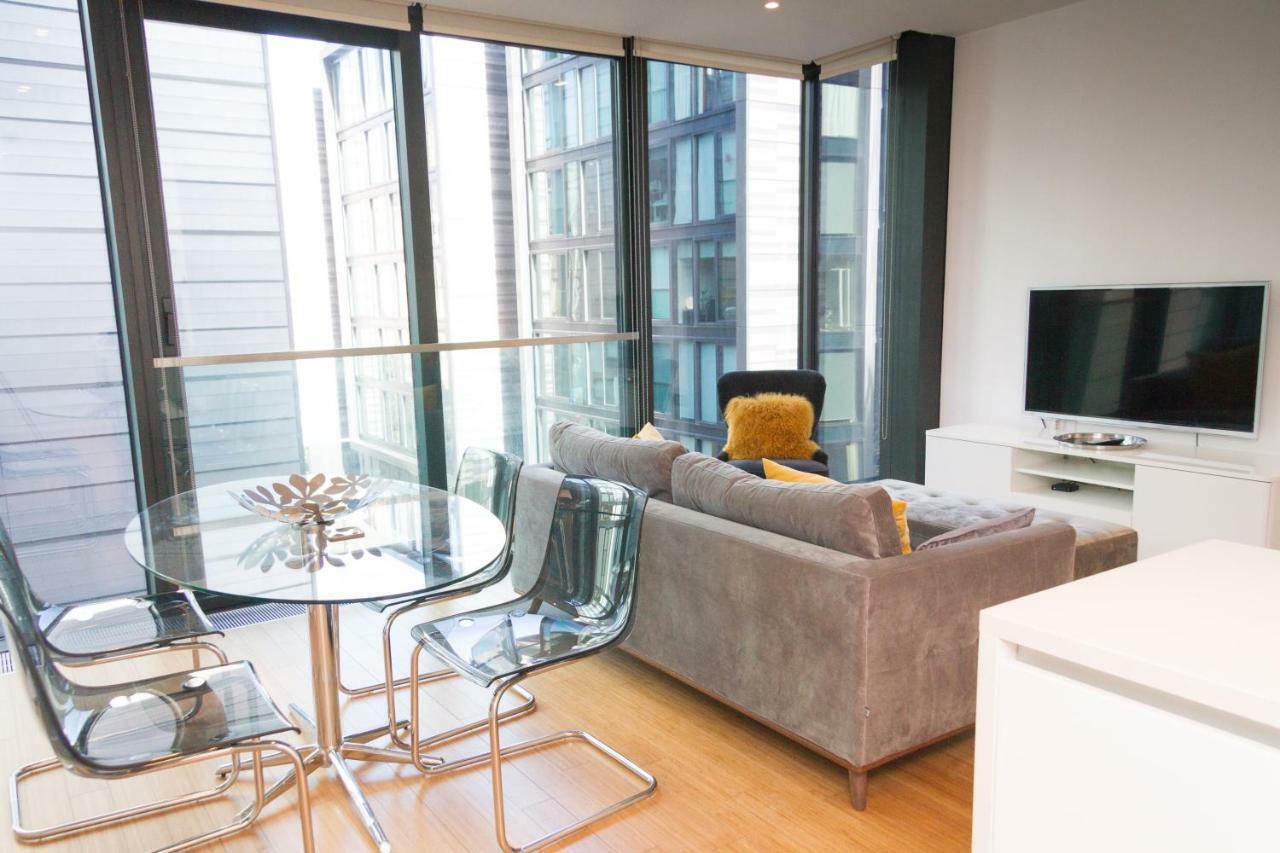 Apartment 2 Bed At Quartermile *