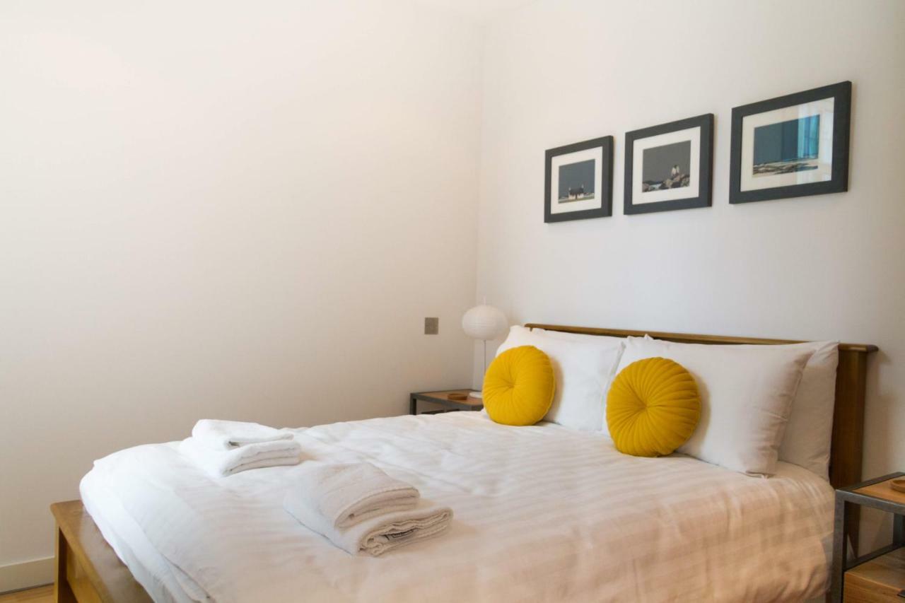 2 Bed At Quartermile Edinburgh