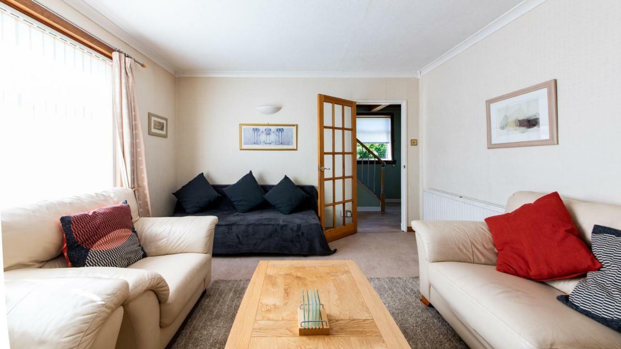 Ferienhaus 3 Bed House W/drive&garden V/fast Wifi Near Bioquarter *