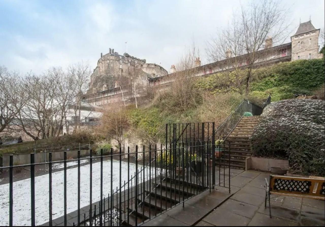Charming 1 Bed With Castle View Edinburgh