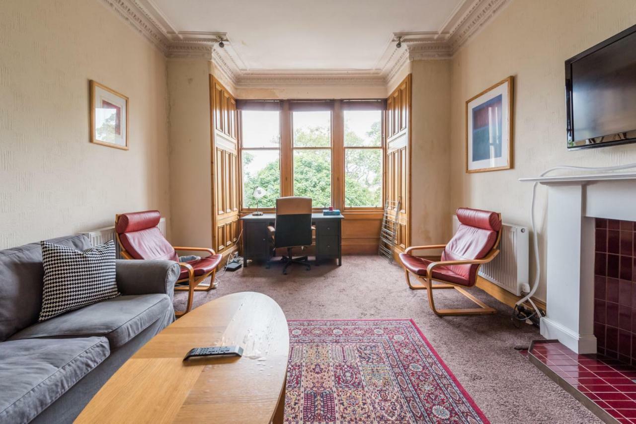 3 Bed Overlooking Meadows Park Apartment Edinburgh