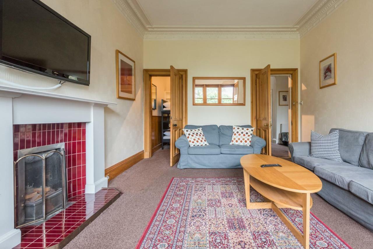 Apartment 3 Bed Overlooking Meadows Park Edinburgh