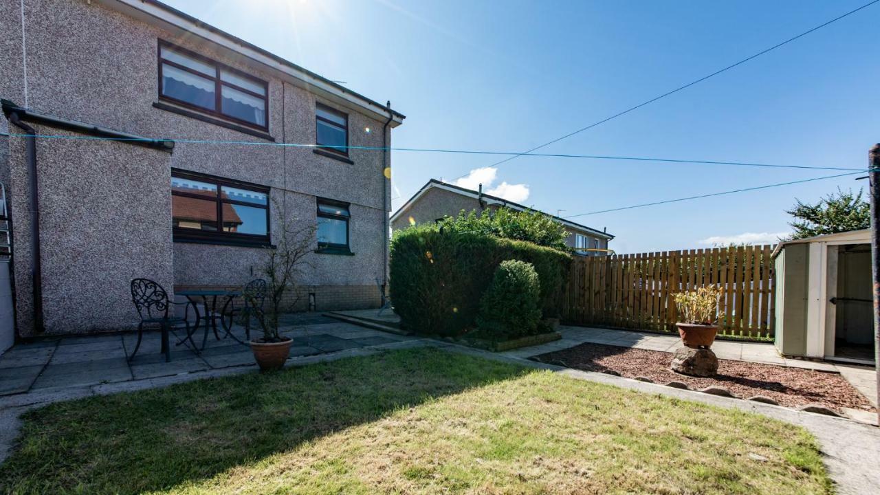 Ferienhaus 3 Bed House W/drive&garden V/fast Wifi Near Bioquarter EDI