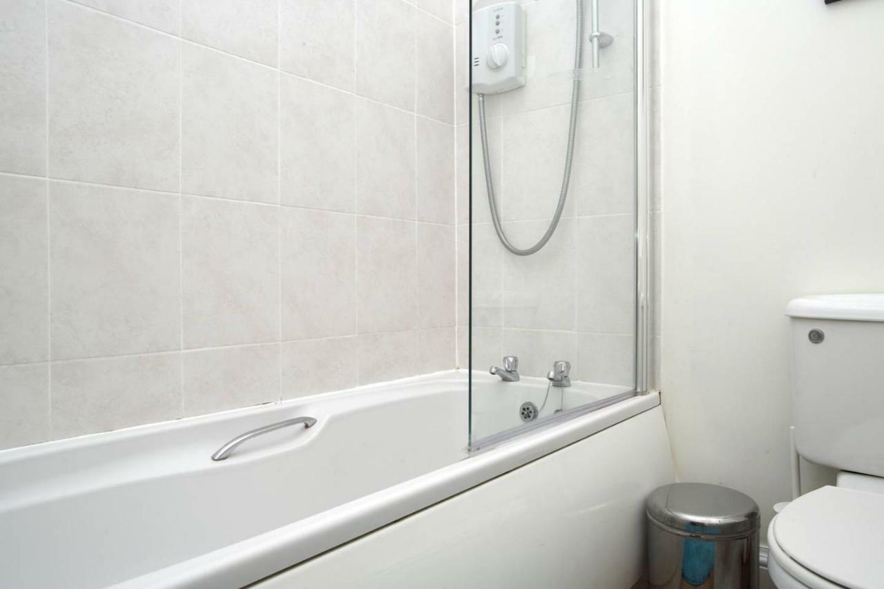 Grindlay Street Residence, 2 Bedroom, 2 Bathroom Close To Castle Edinburgh