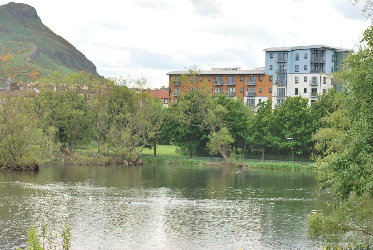 Lochend Park View Apartment EDI