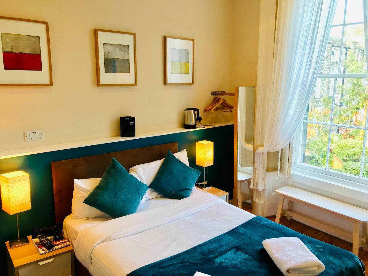 Dene Guest House, New Town Guest house