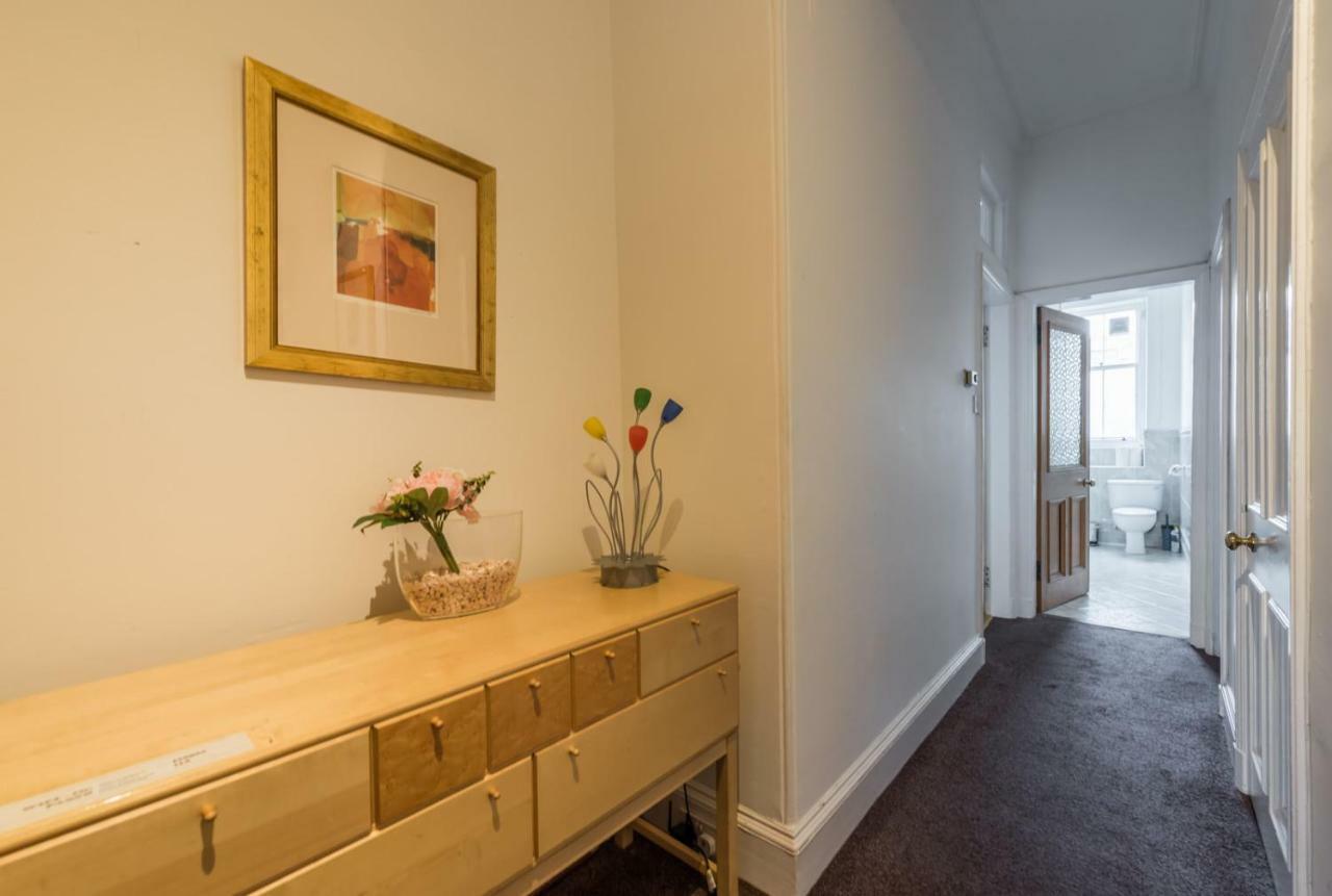 3 Bed Overlooking Meadows Park Apartment Edinburgh
