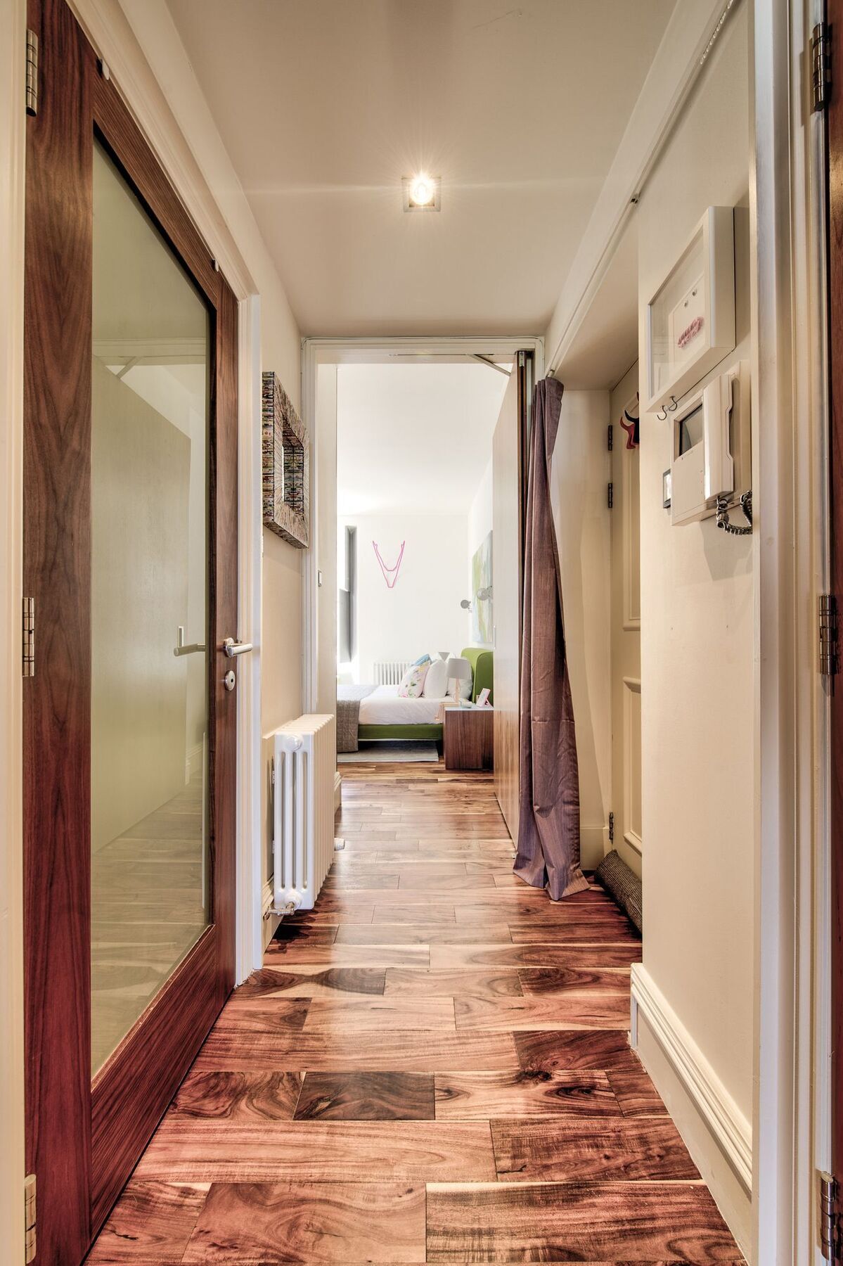 Bank Street Apartment Edinburgh