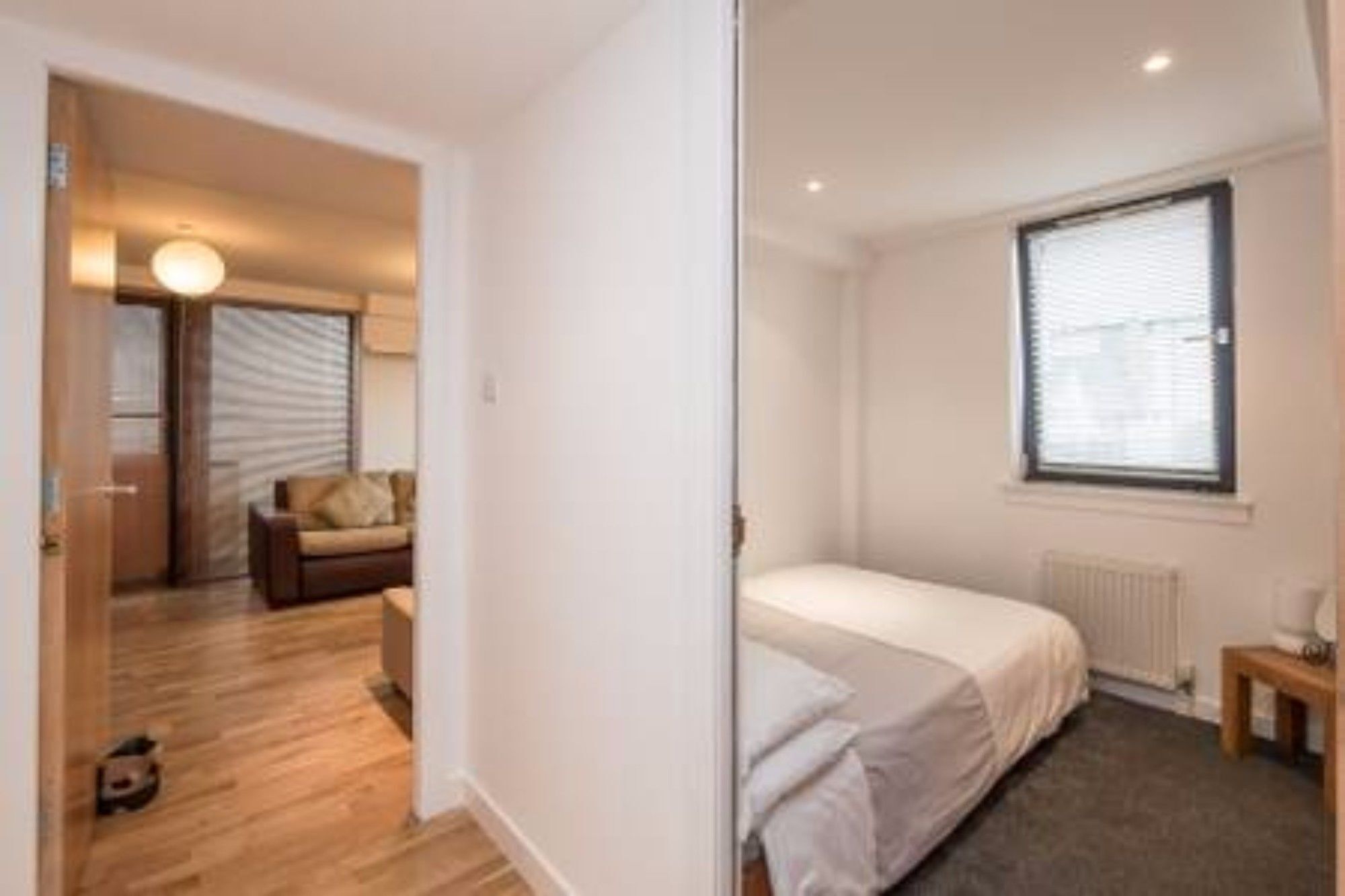 2 Bedroom Off Royal Mile Apartment
