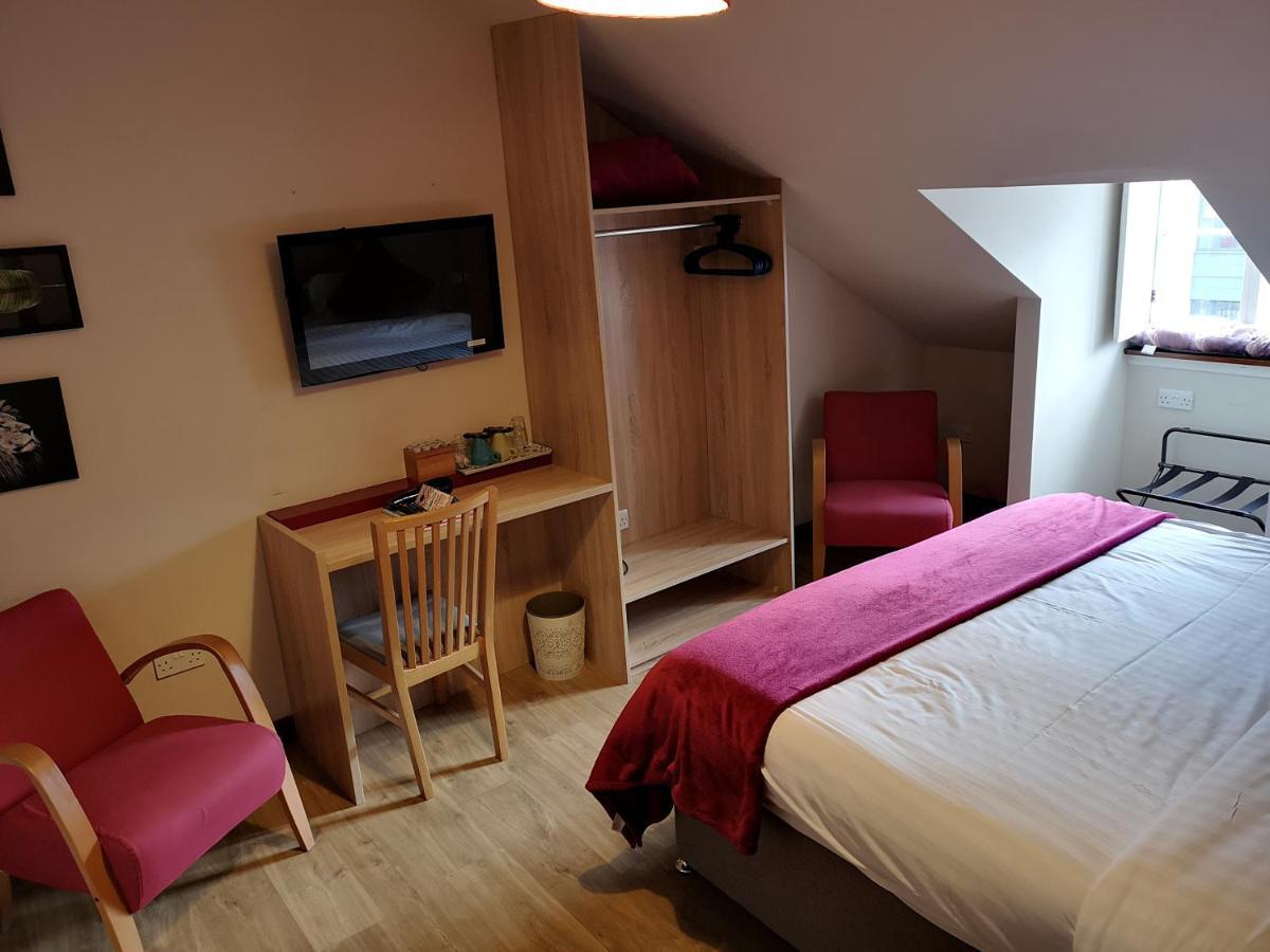 Dene Guest House, New Town Guest house 3*