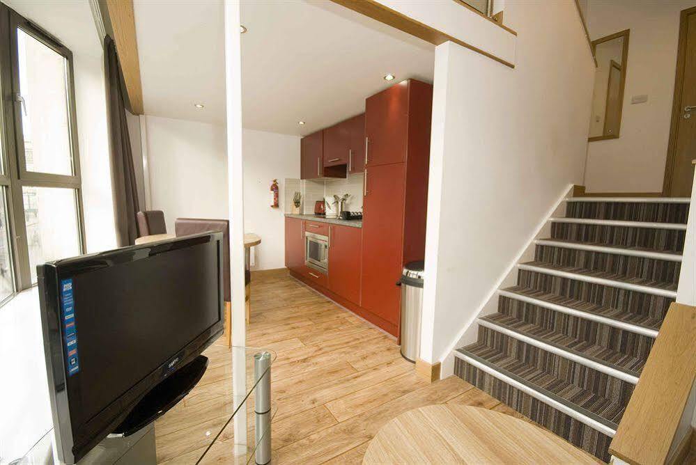 Km Apartment Edinburgh